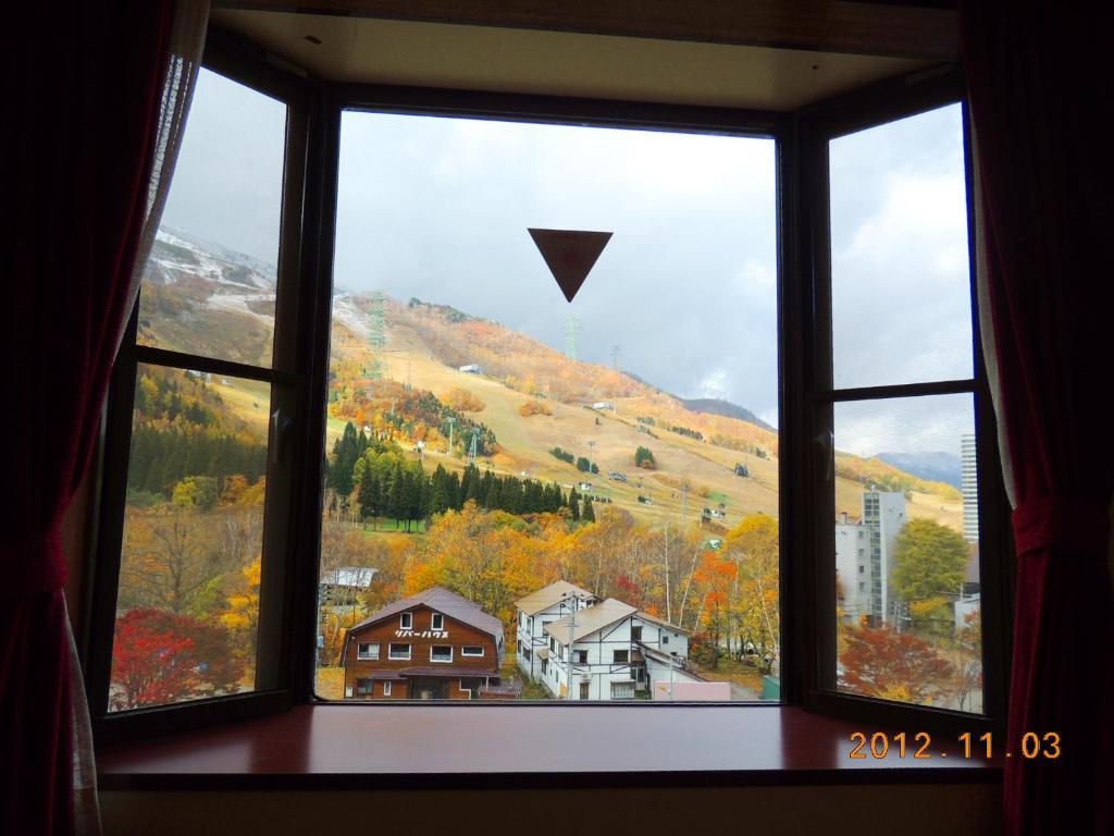 Naeba Lodge Oka Юдзава Экстерьер фото